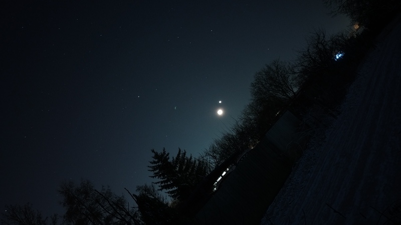 Hold-Vénusz együttállás